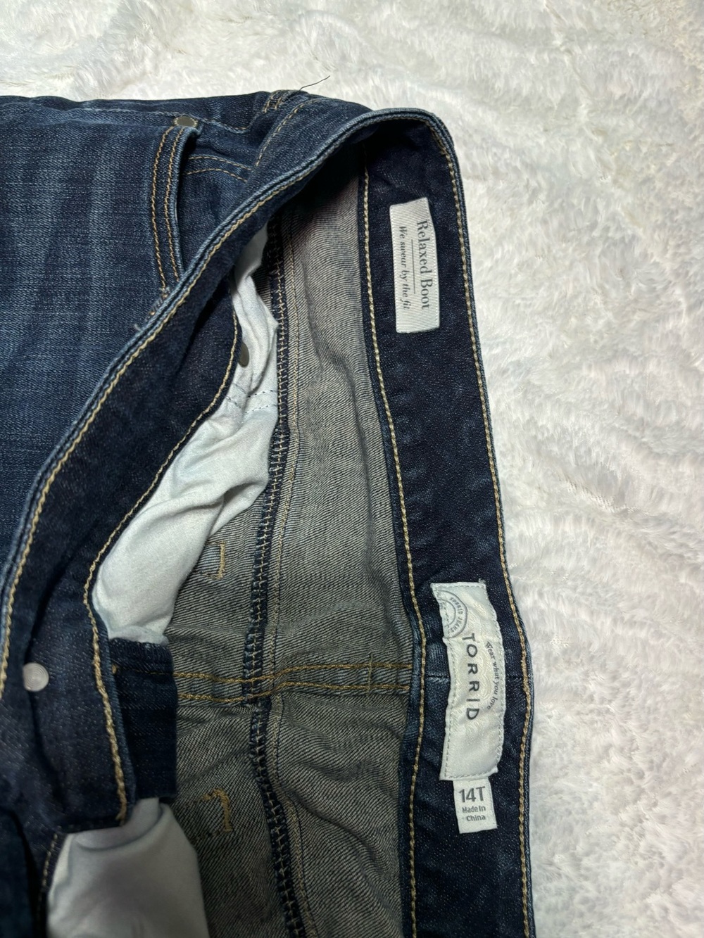 Torrid Relaxed Bootcut Jeans Size 14T Tall Long - Picture 4 of 11